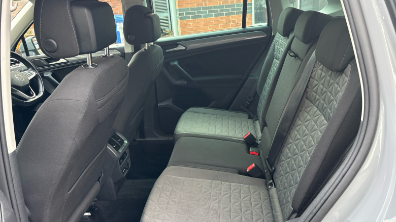 Volkswagen Tiguan 1.5 TSI Life 5dr Petrol Estate